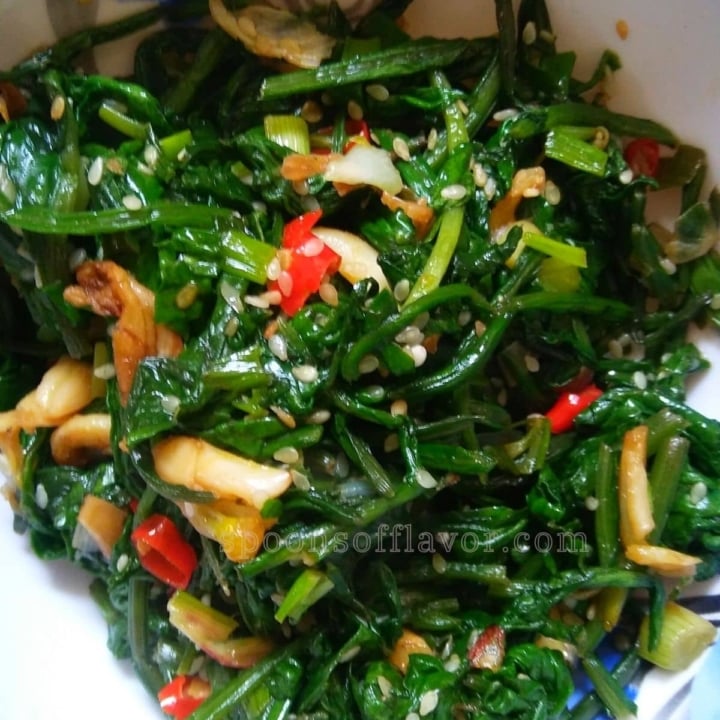 Spinach Stir Fry with Garlic Spoons Of Flavor